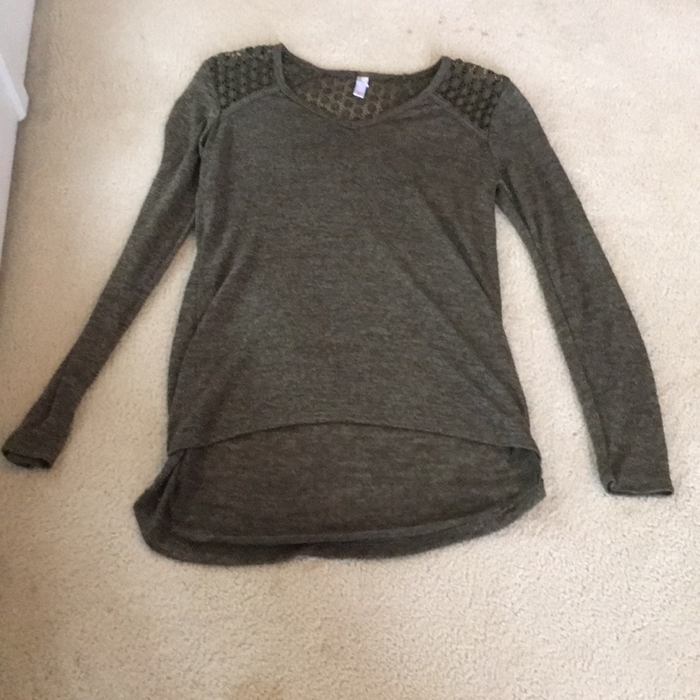 Women’s open back top